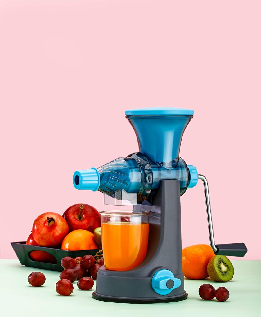 Heavy duty hand juicer with steel handle for carrot fruits and vegetables